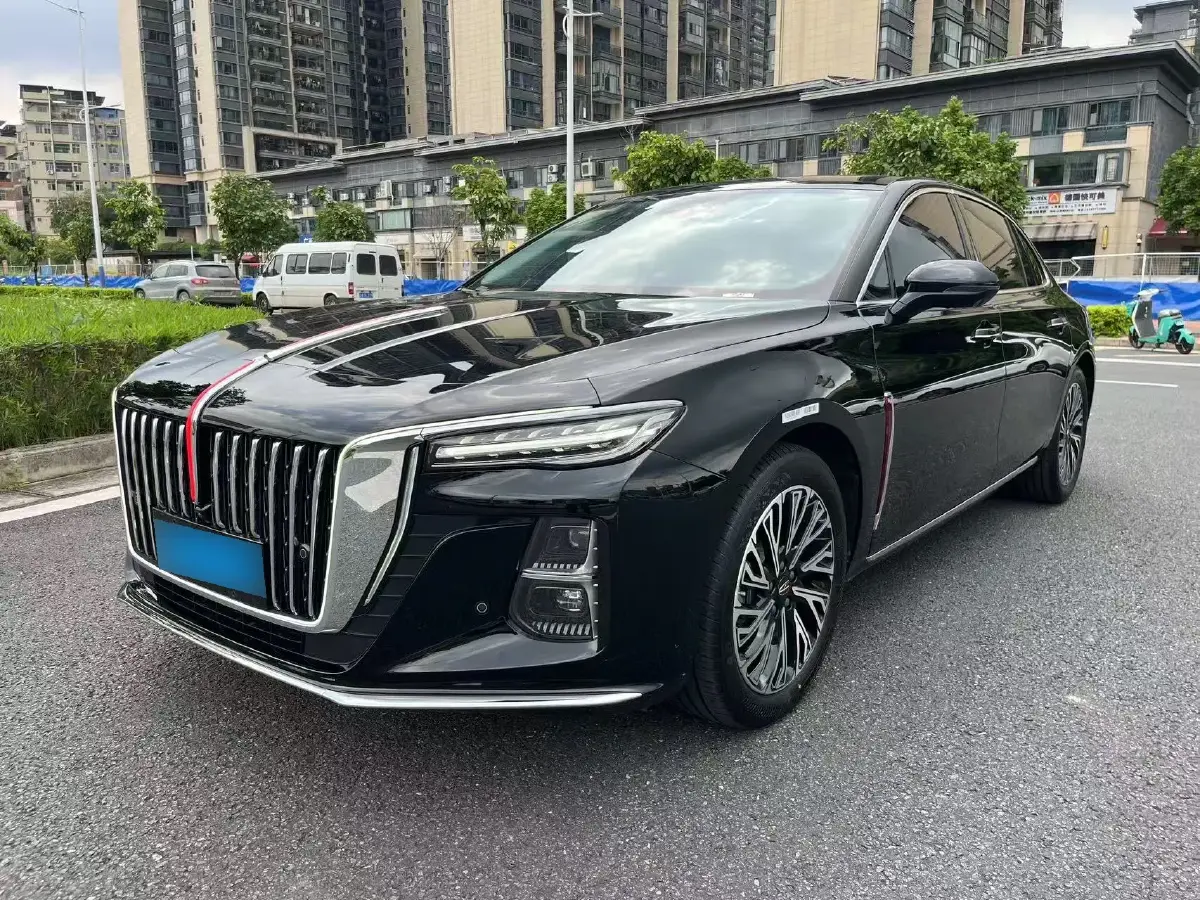 2024 HongQi H5 2.0T 224HP L4 8AT