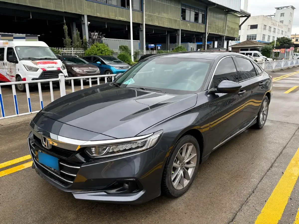 2022 Honda Accord 1.5T 194HP L4 CVT