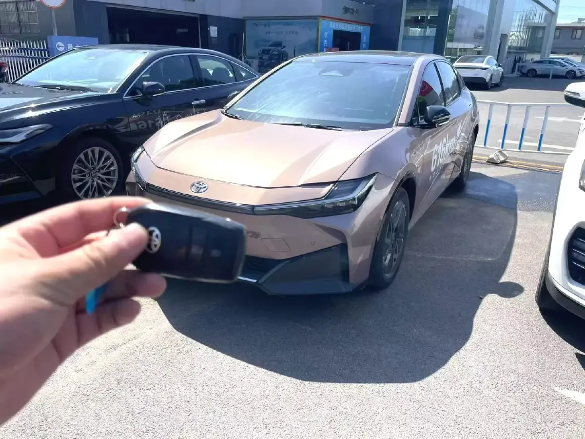2023 Toyota bZ3 BEV 65.28KWH