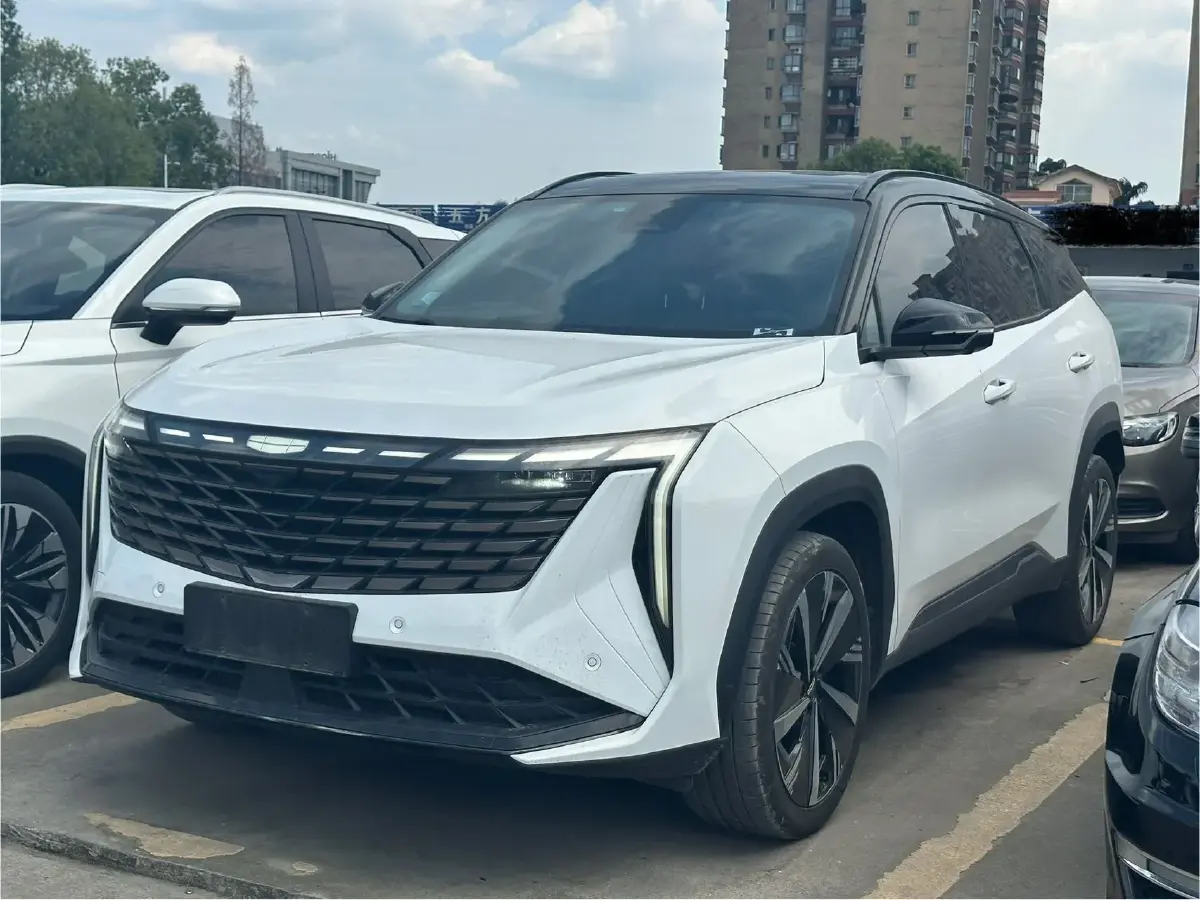 2023 Geely StarRay 1.5T 181HP L4 7DCT