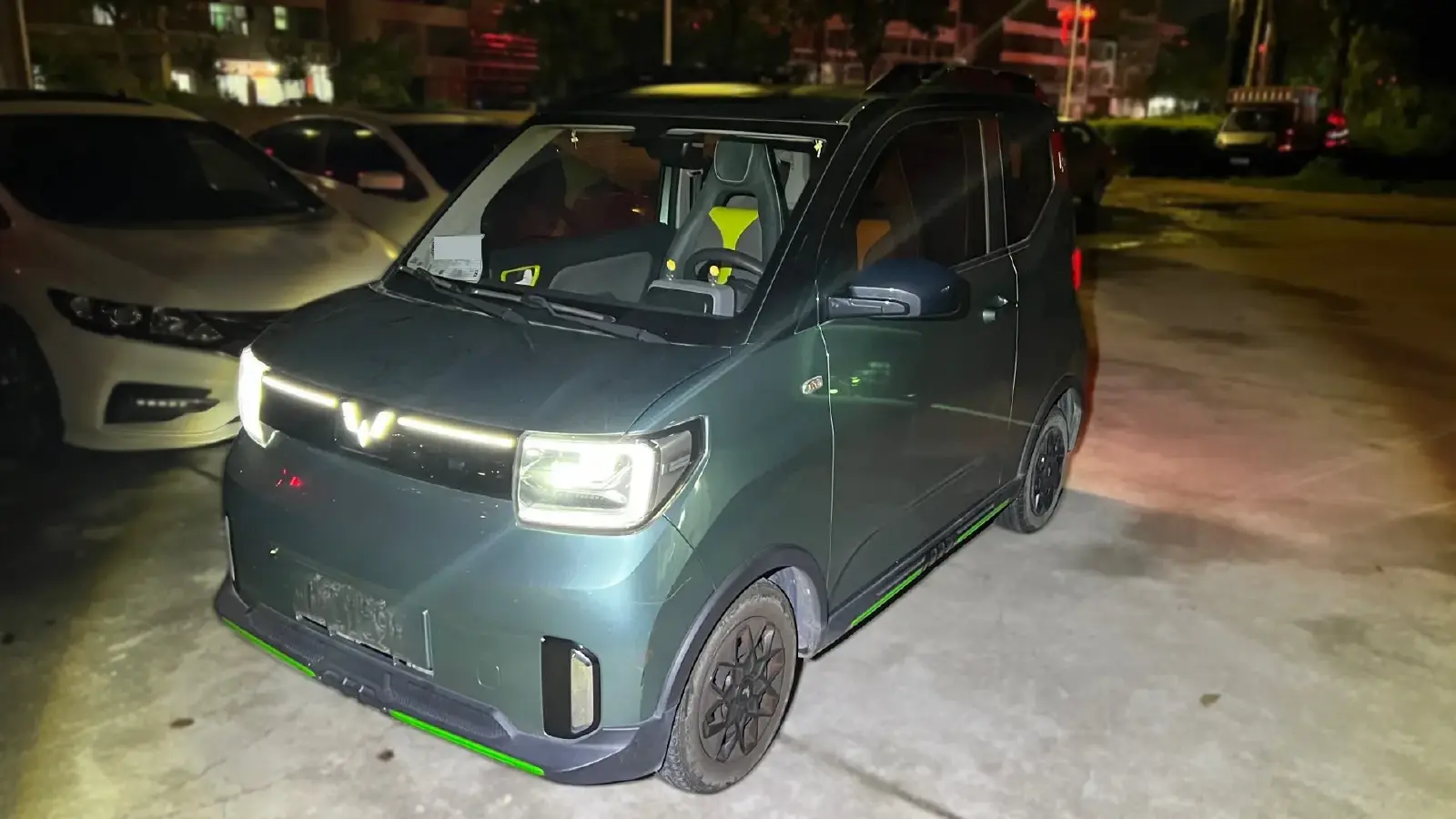 2022 WuLing HongGuang MINI EV BEV 26.5KWH