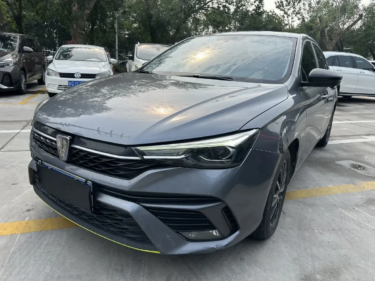 2021 Roewe i5 1.5L 120HP L4 CVT