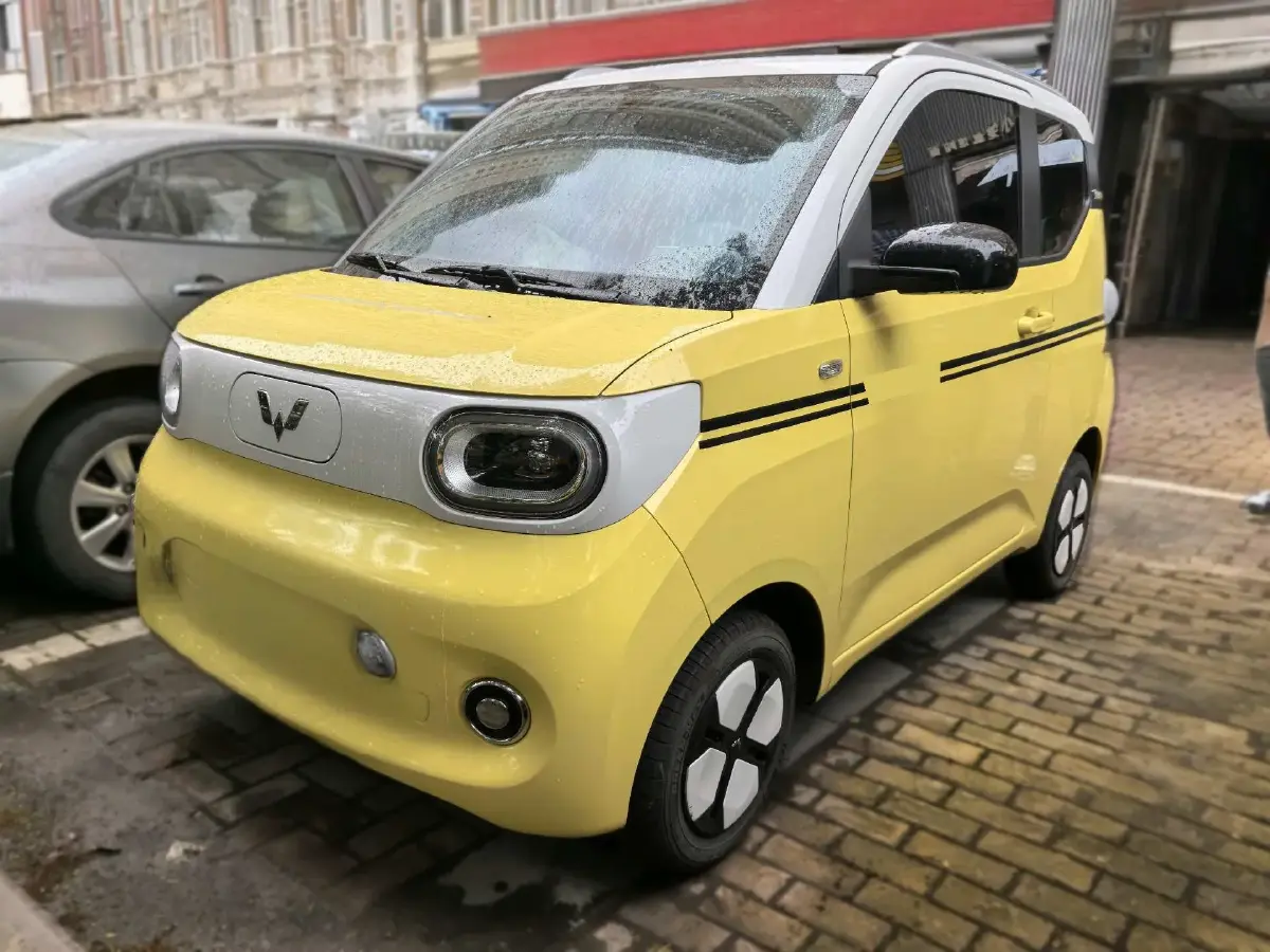 2023 WuLing Air ev BEV 28.4KWH