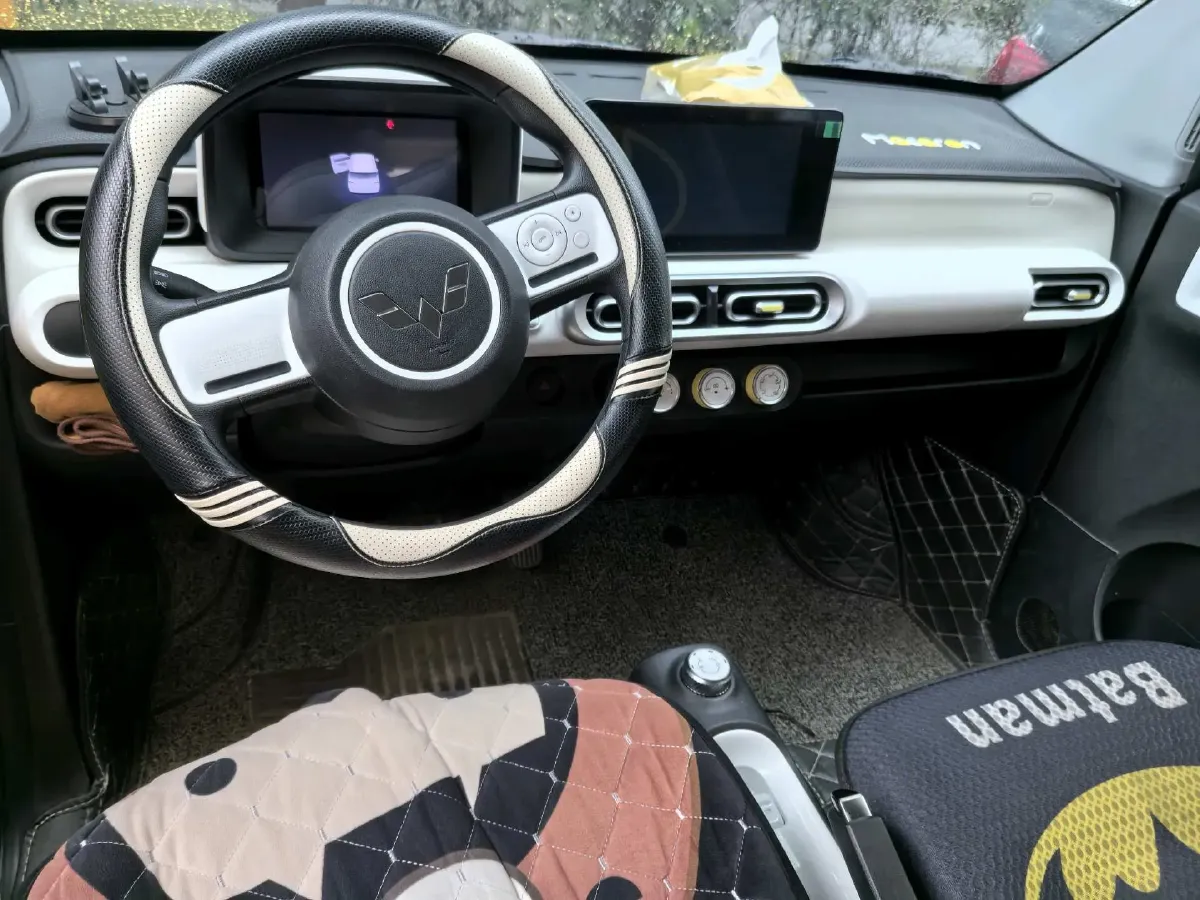 2023 WuLing Air ev BEV 28.4KWH,autocango,china used car exporter,china ev exporter,chinese used car exporter,chinese used ev exporter