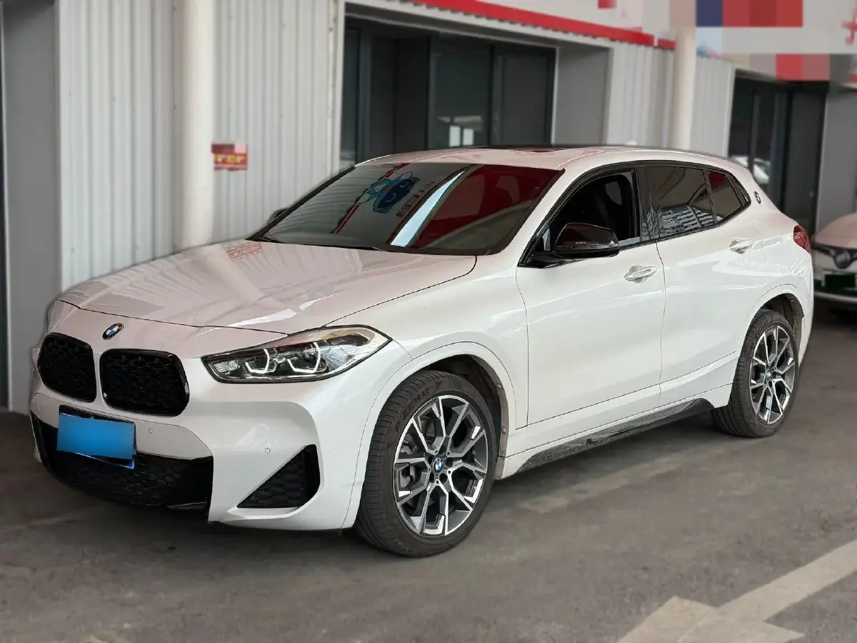 2022 BMW X2 2.0T 192HP L4 7DCT