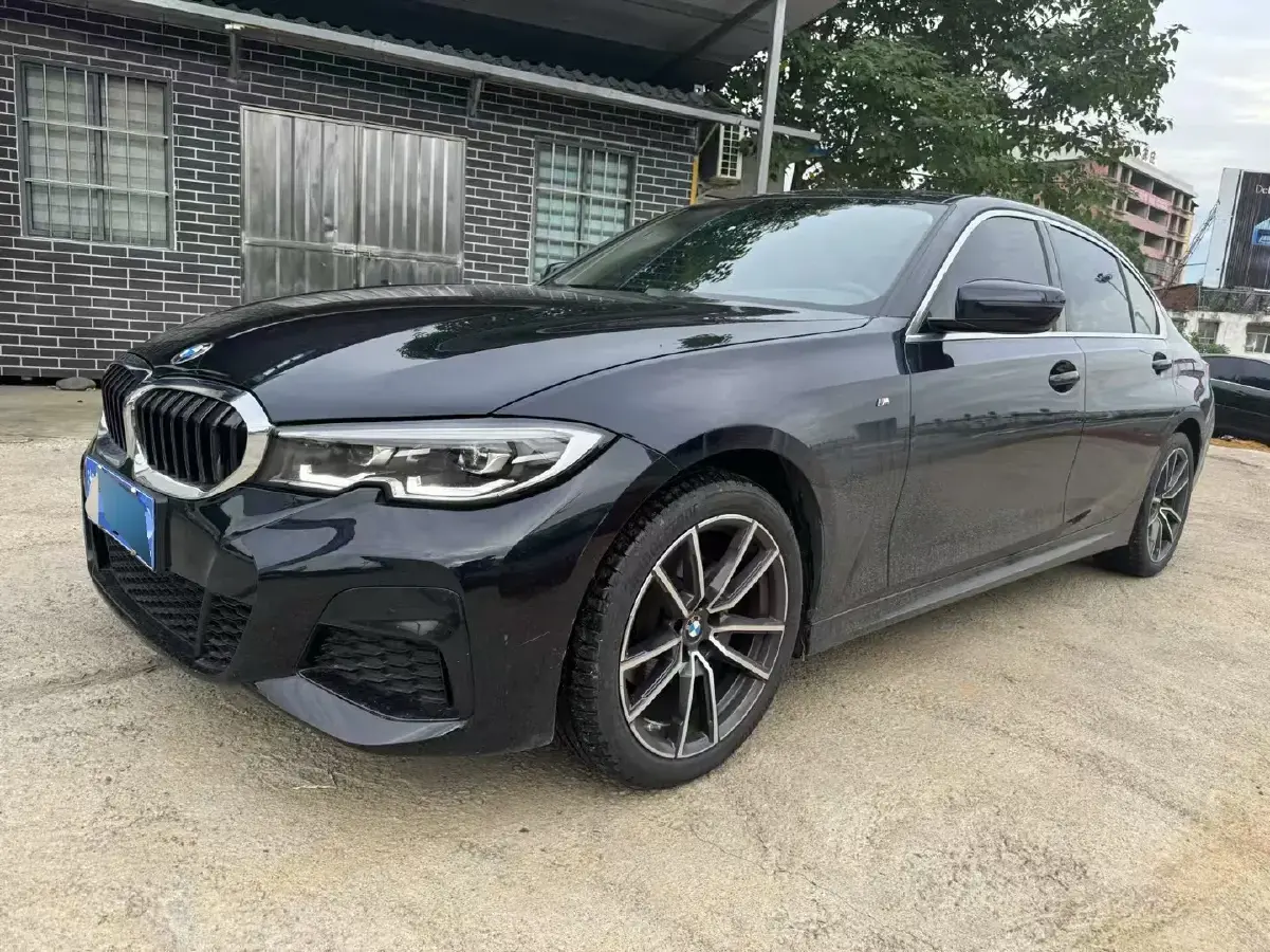 2022 BMW 3 Series 2.0T 156HP L4 8AT