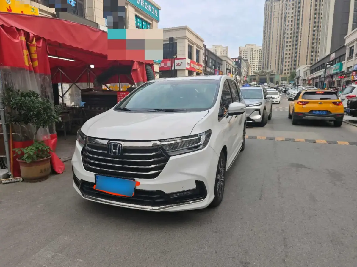 2022 Honda Odyssey 2.0L 146HP L4 E-CVT Hybrid