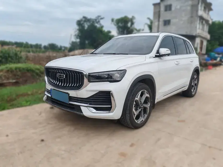 2024 Geely Monjaro 2.0T 238HP L4 8AT