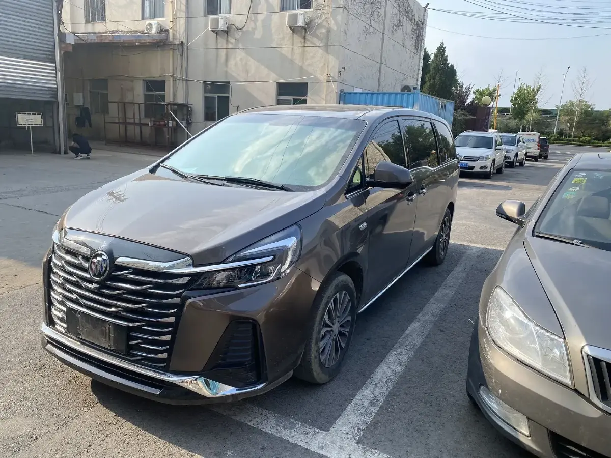 2023 Buick GL8 2.0T 237HP L4 9AT