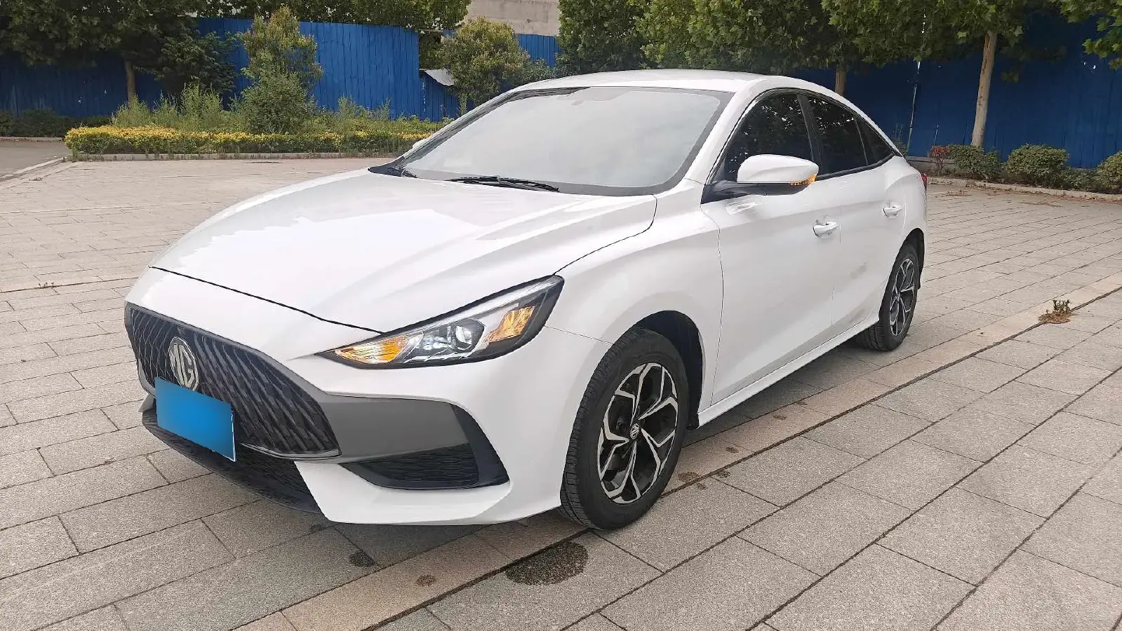 2023 MG 5 1.5L 129HP L4 5MT