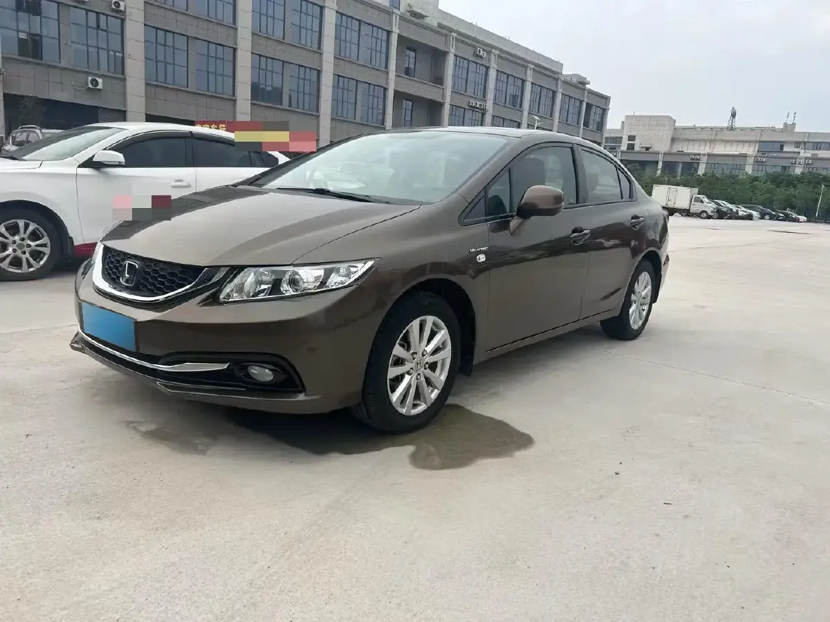 2014 Honda Civic 1.8L 141HP L4 5AT