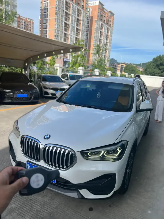 2022 BMW X1 2.0T 192HP L4 7DCT