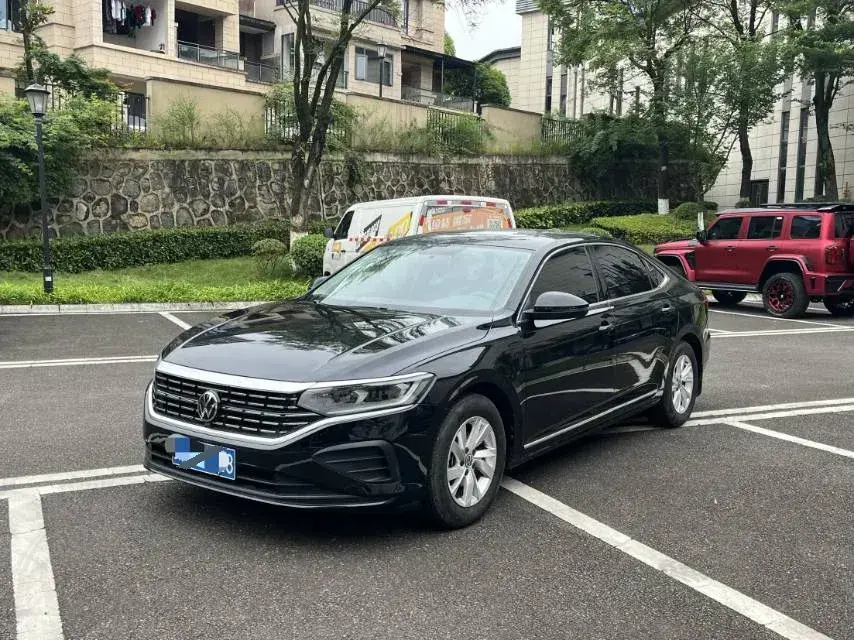 2023 Volkswagen Passat 1.4T 150HP L4 7DCT