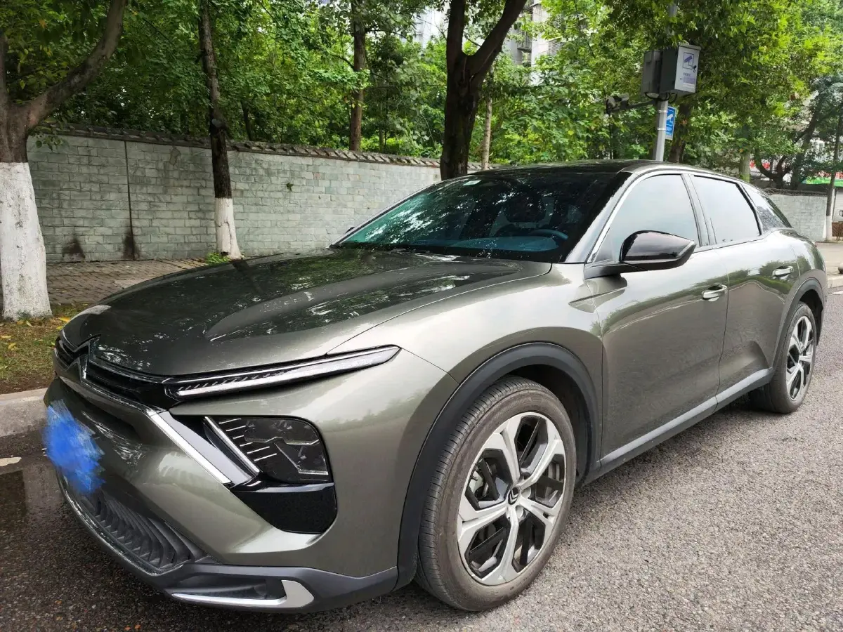 2022 Citroen C5 X 1.6T 175HP L4 8AT