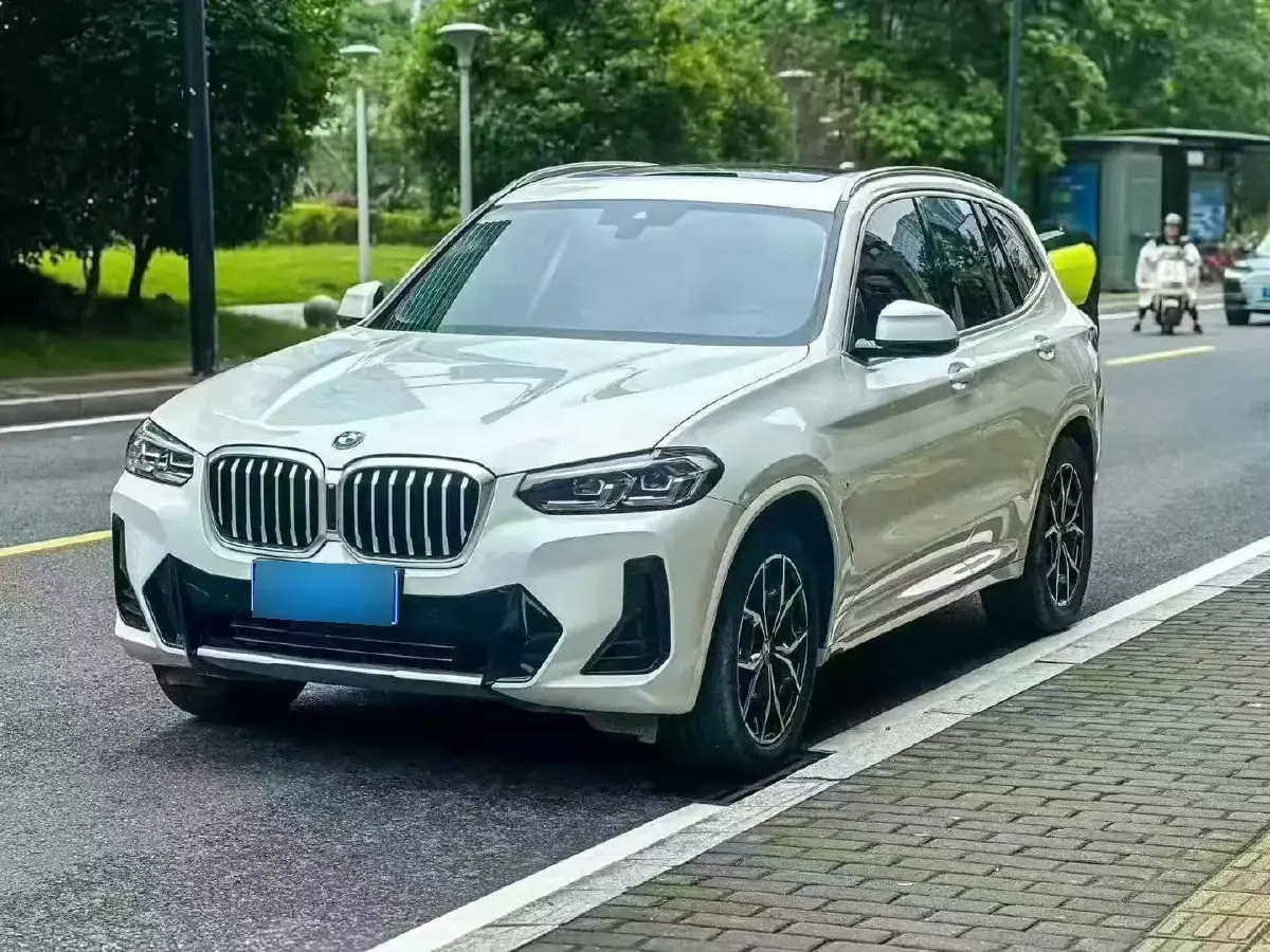 2022 BMW X3 2.0T 184HP L4 8AT