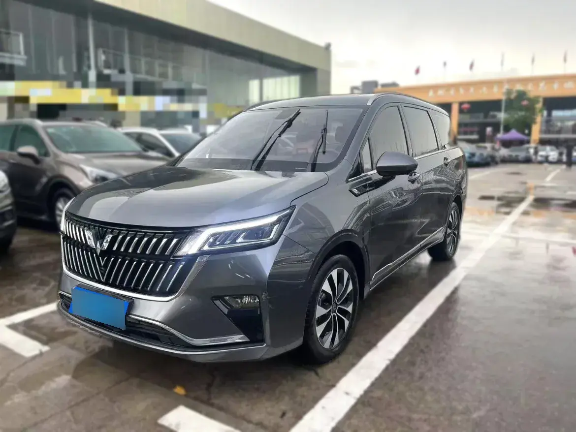 2023 WuLing JiaChen 2.0L 136HP L4 1DHT Hybrid