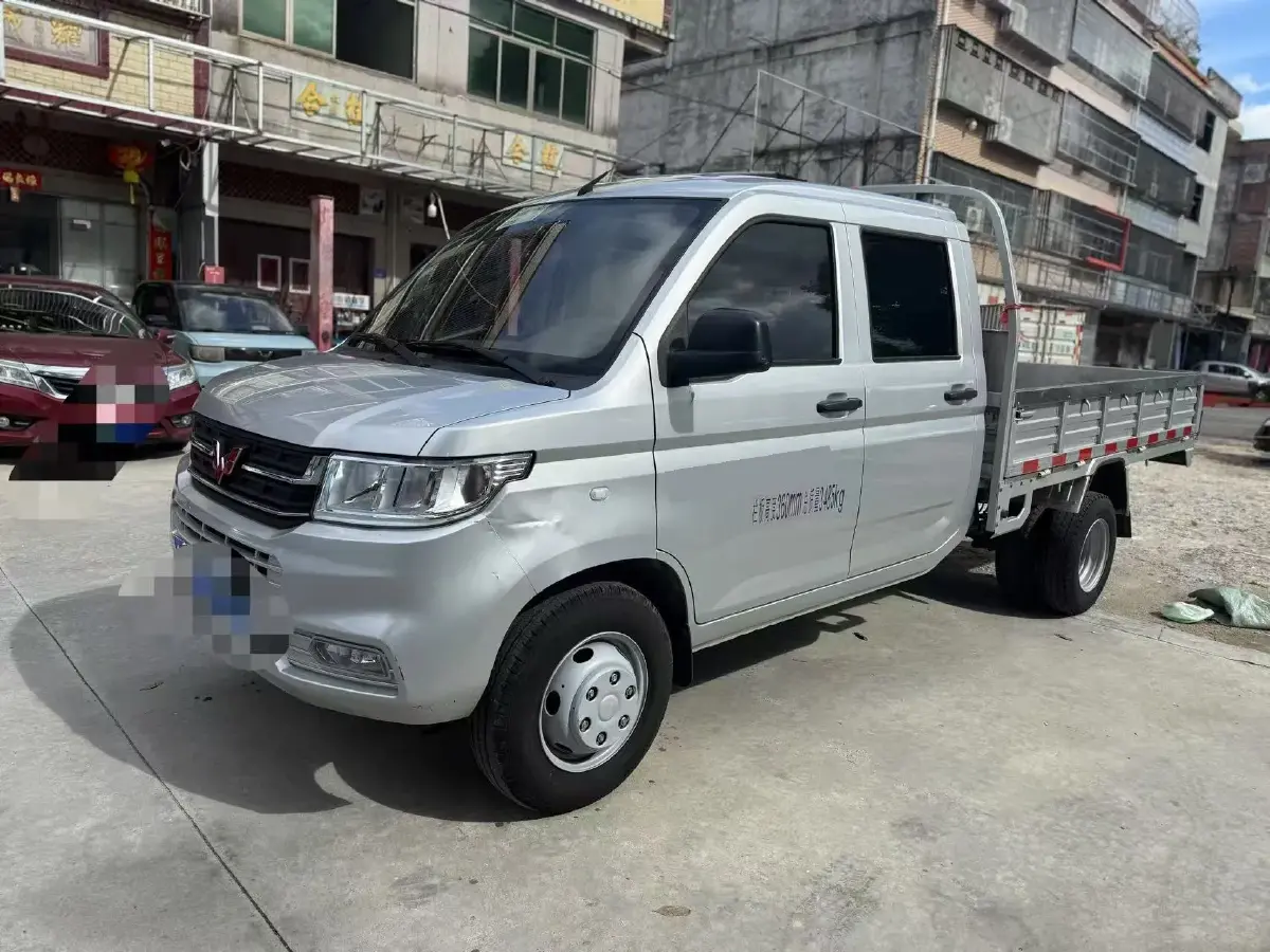 2023 WuLing RongGuang New Truck 5MT