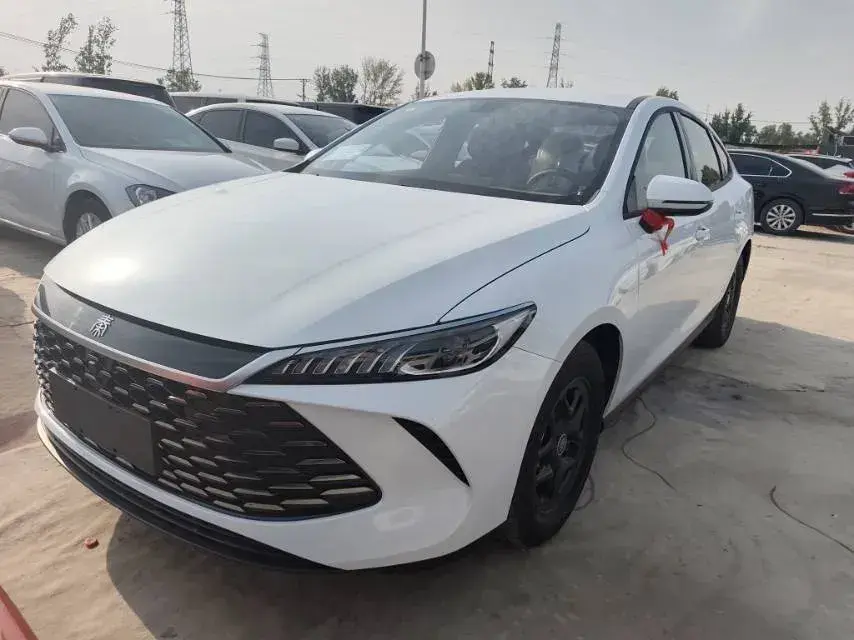 2025 BYD Qin Plus 1.5L 101HP L4 E-CVT PHEV 7.68KWH