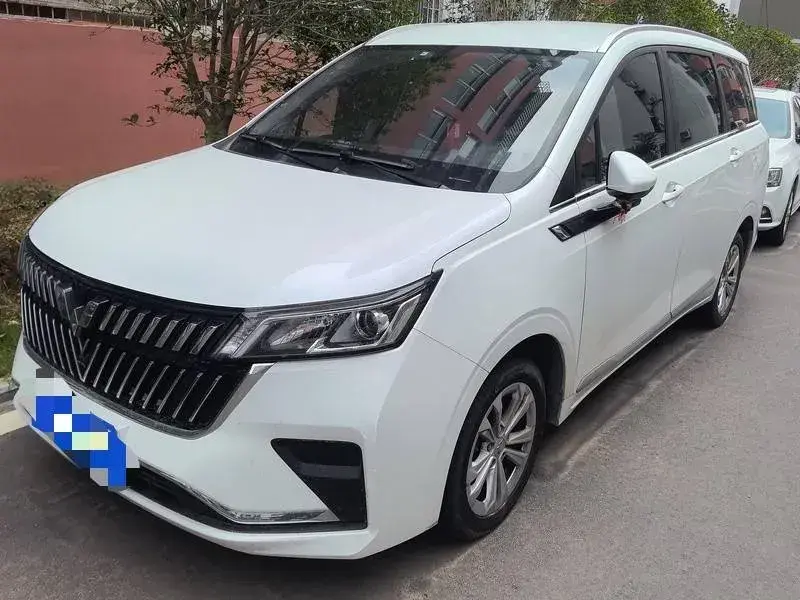 2022 WuLing JiaChen 1.5L 99HP L4 6MT