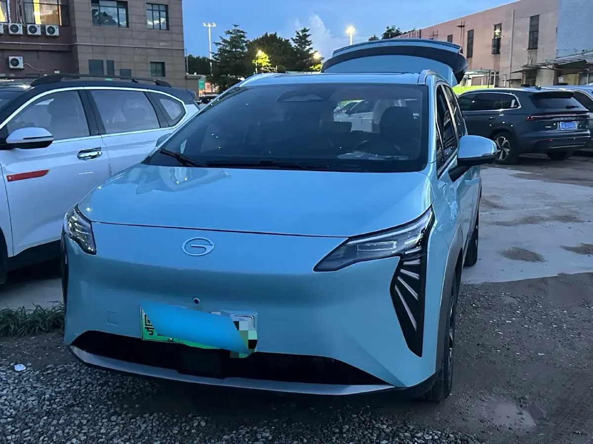 2023 Aion Y BEV 61.7KWH