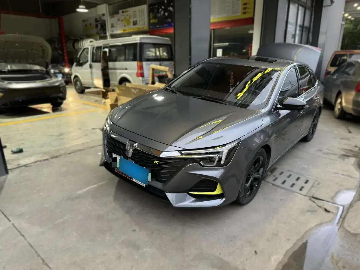 2020 Roewe i6 MAX 1.5T 169HP L4 AMT PHEV
