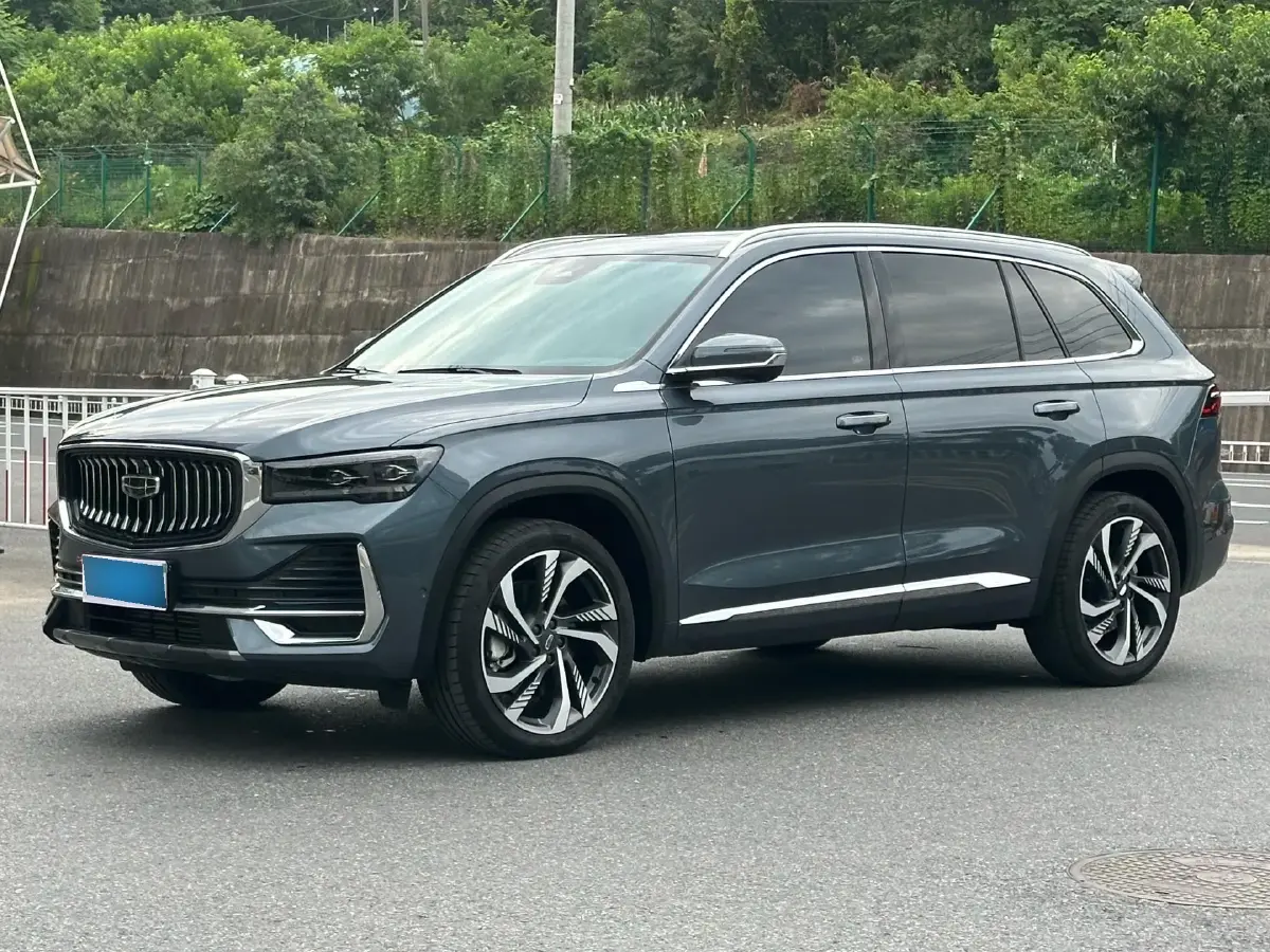 2021 Geely Monjaro 2.0T 238HP L4 8AT