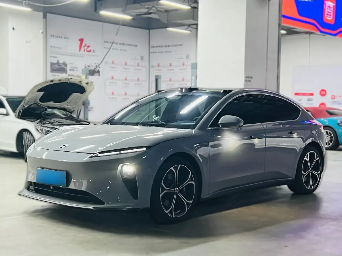 2022 NIO ET5 BEV 75KWH