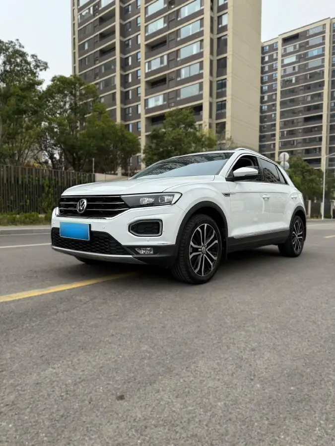 2022 Volkswagen T-Roc 1.4T 150HP L4 7DCT