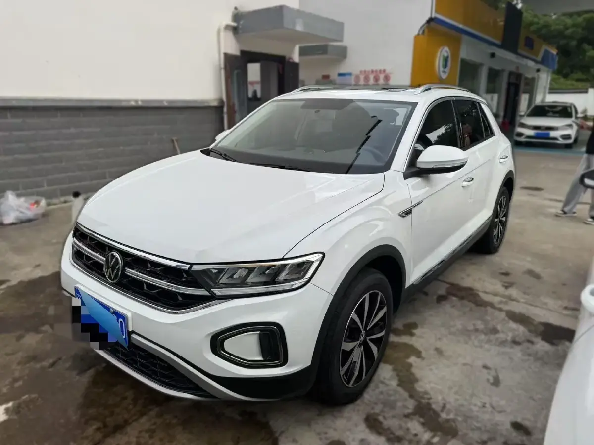 2023 Volkswagen T-Roc 1.4T 150HP L4 7DCT