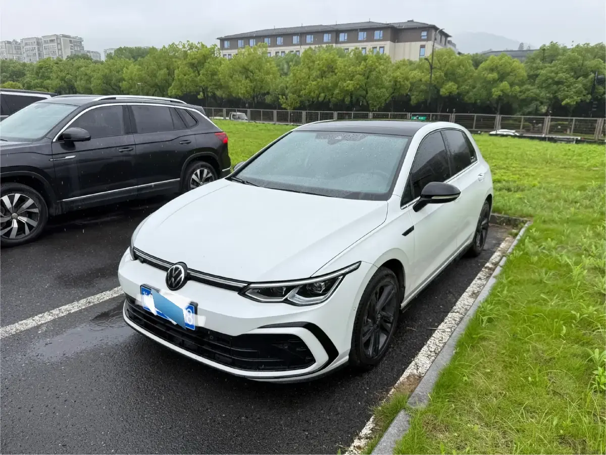 2023 Volkswagen Golf 1.4T 150HP L4 7DCT