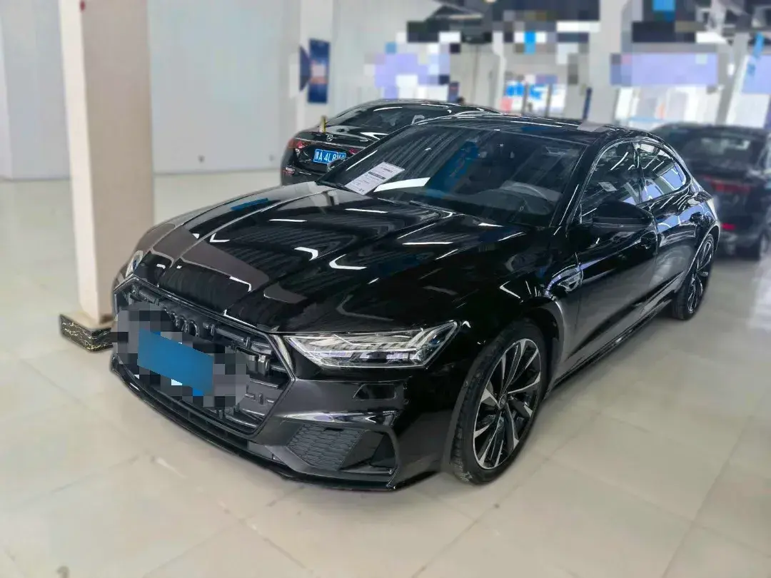 2022 Audi A7L 2.0T 245HP L4 7DCT