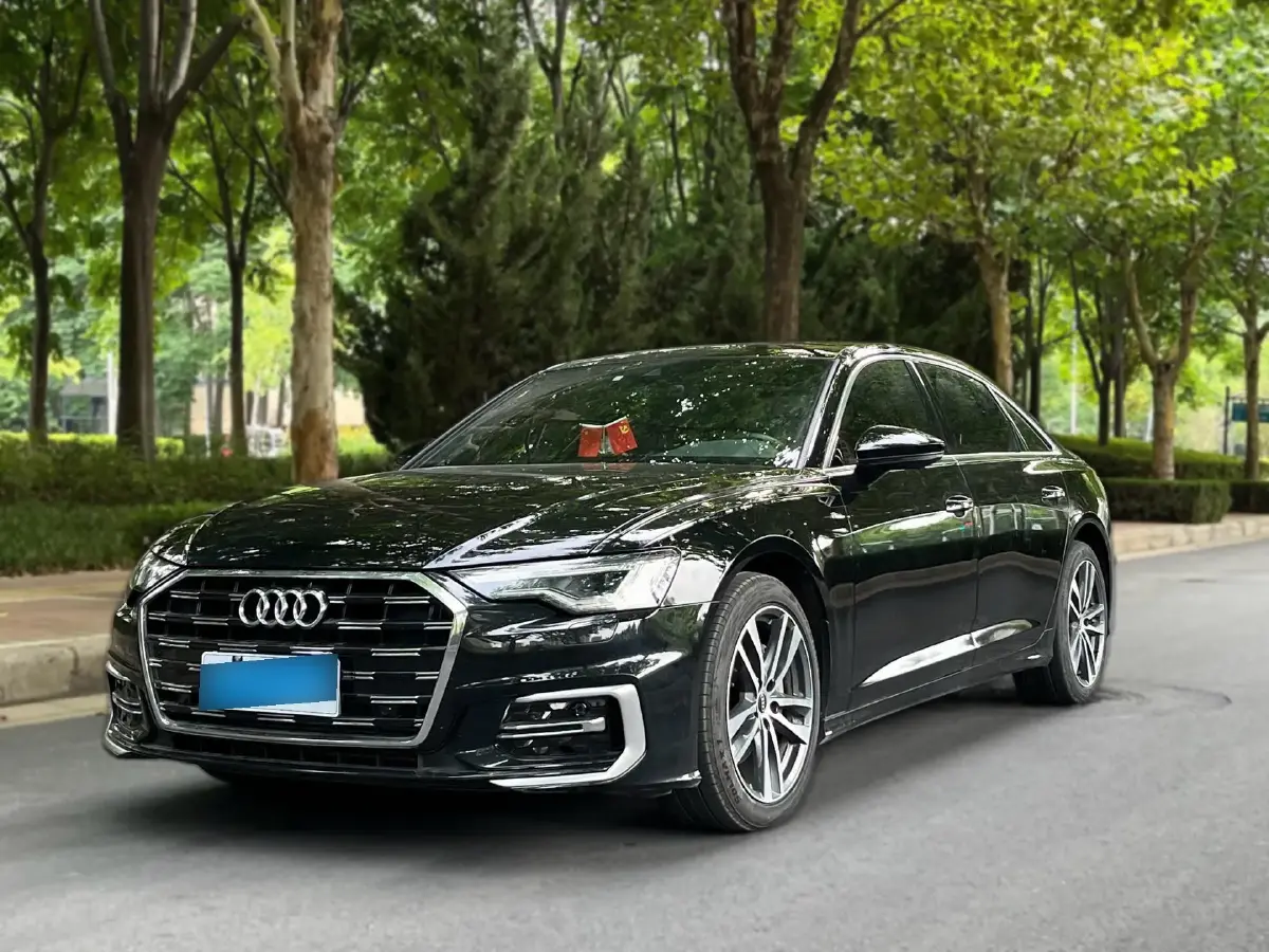 2023 Audi A6L 2.0T 190HP L4 7DCT