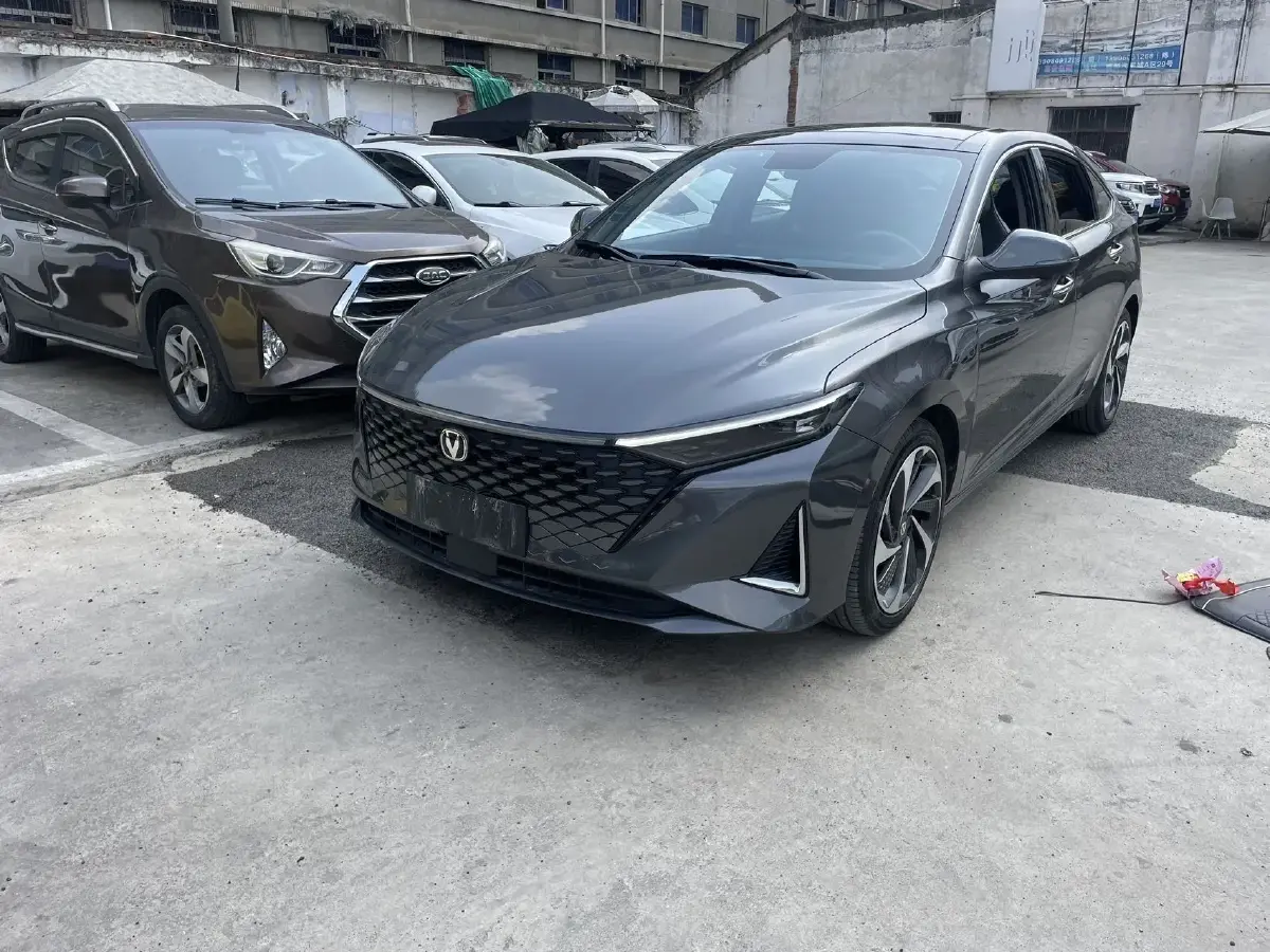 2023 ChangAn Raeton Plus 1.5T 188HP L4 7DCT