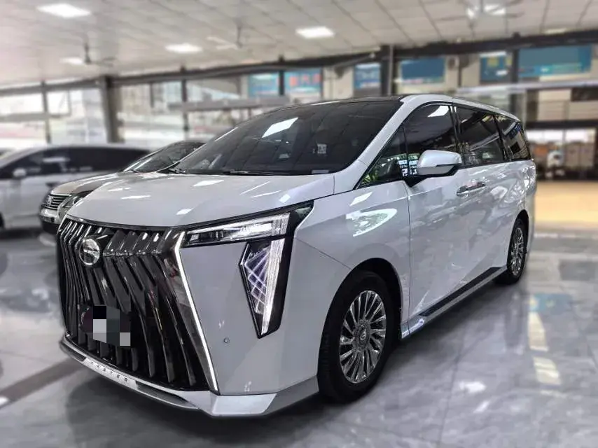 2024 GAC Trumpchi M8 2.0T 190HP L4 E-CVT Hybrid