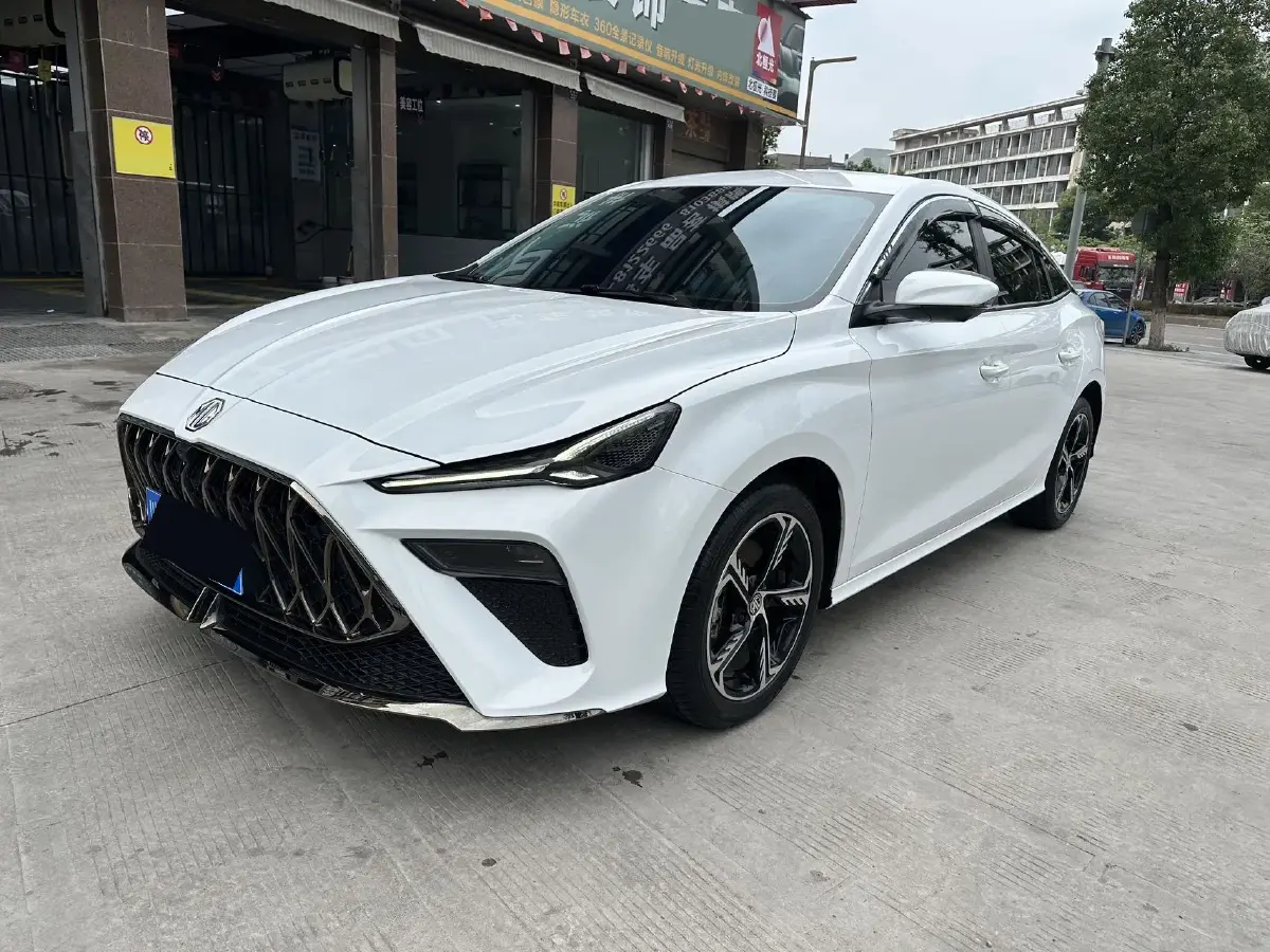 2022 MG 5 Scorpio 1.5T 181HP L4 7DCT