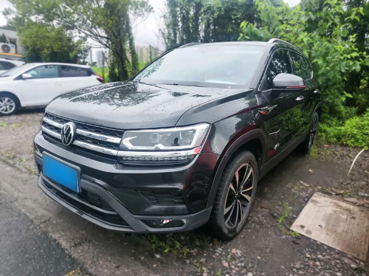 2021 Volkswagen Tharu 1.4T 150HP L4 7DCT