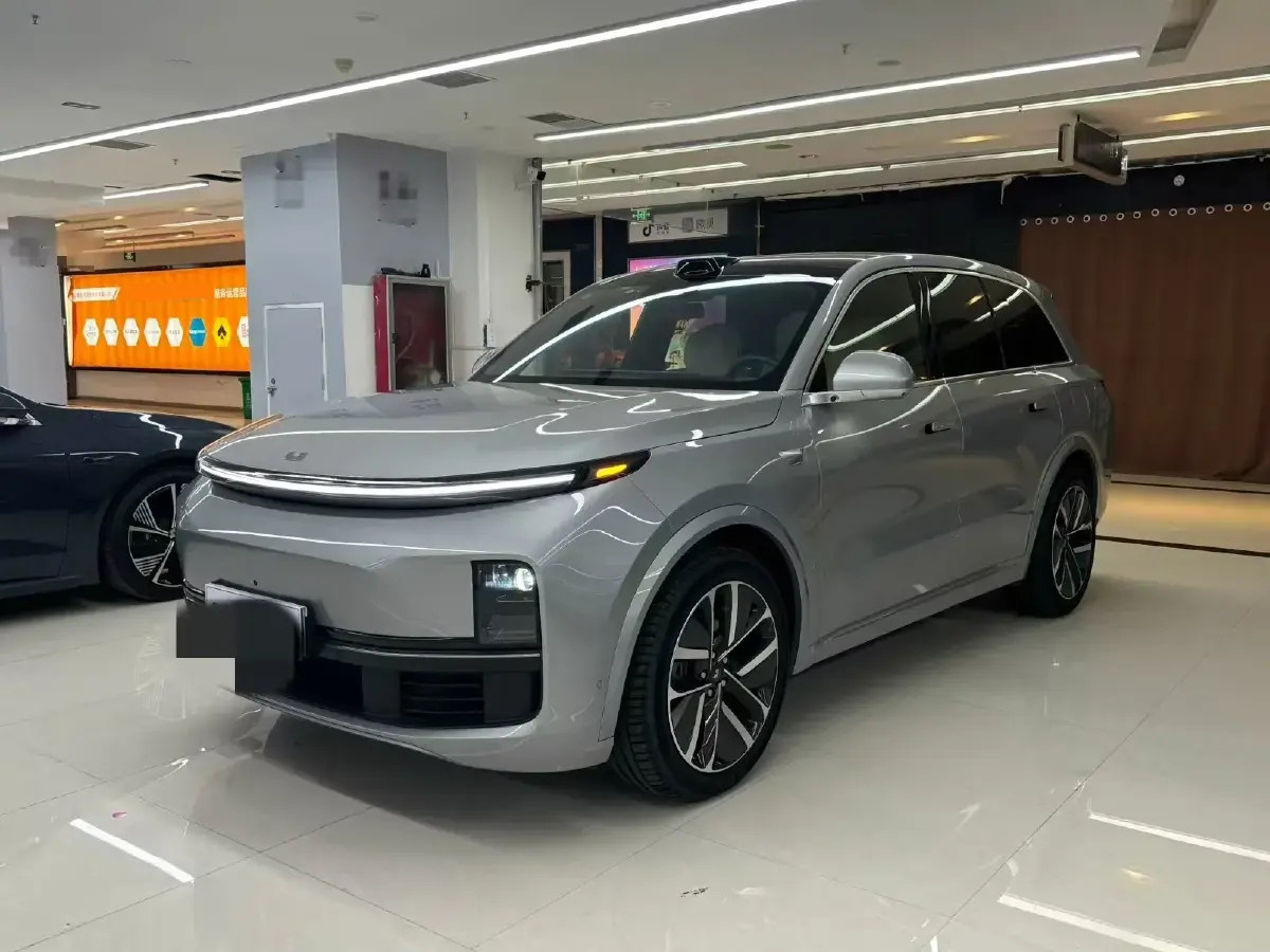 2024 Li L8 Range Extended 154HP REEV 52.3KWH