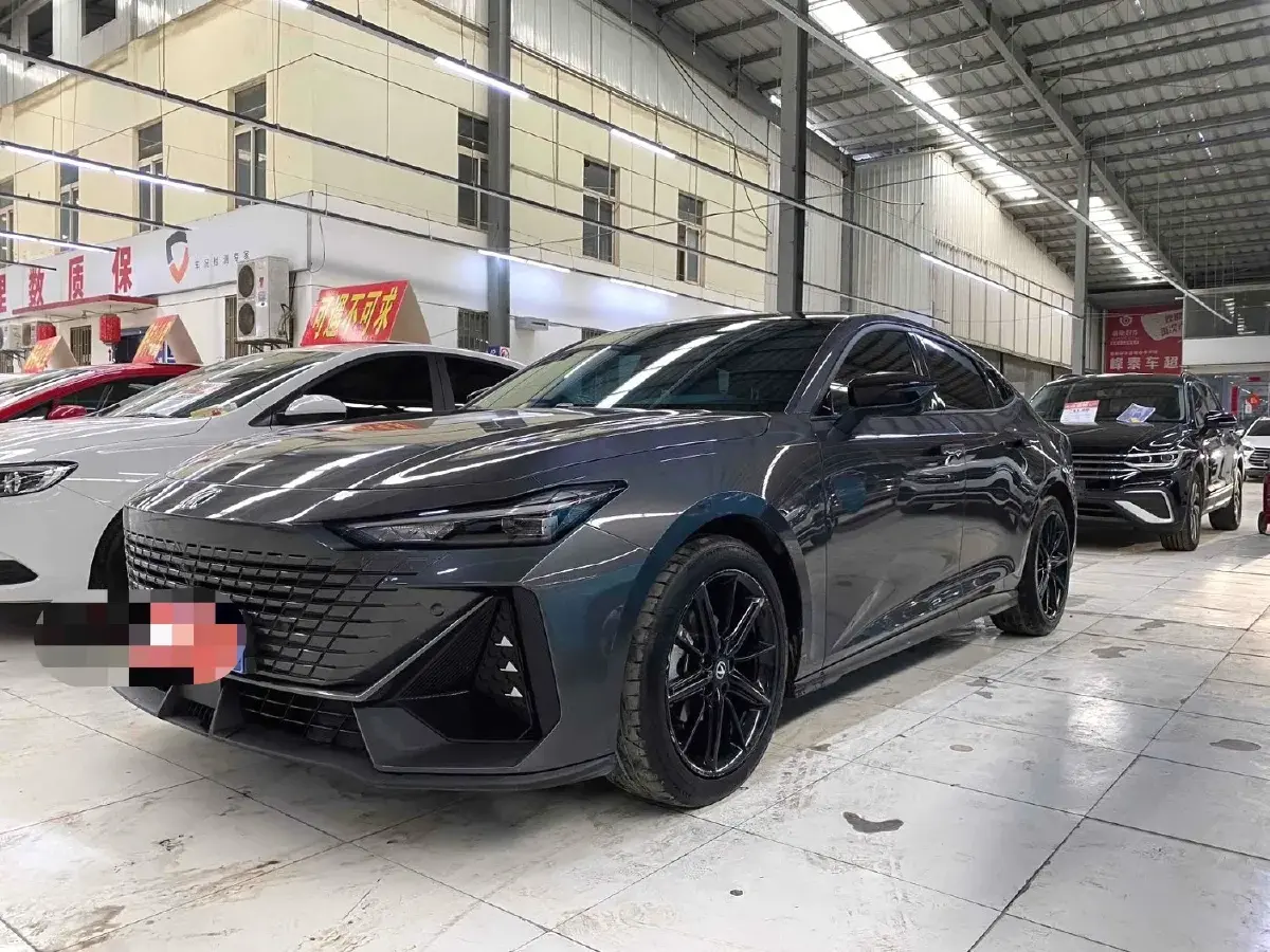 2022 ChangAn UNI-V 1.5T 188HP L4 7DCT