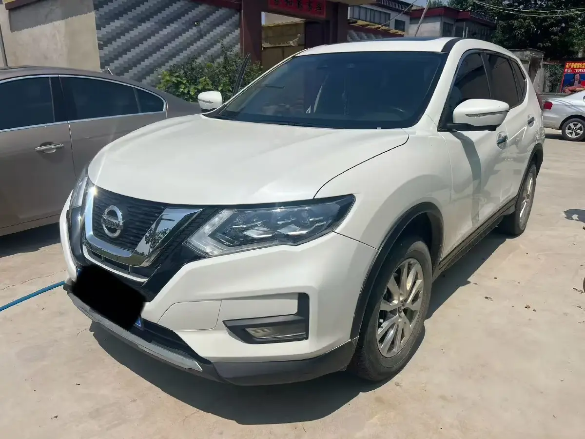 2022 Nissan X-Trail 2.0L 151HP L4 CVT