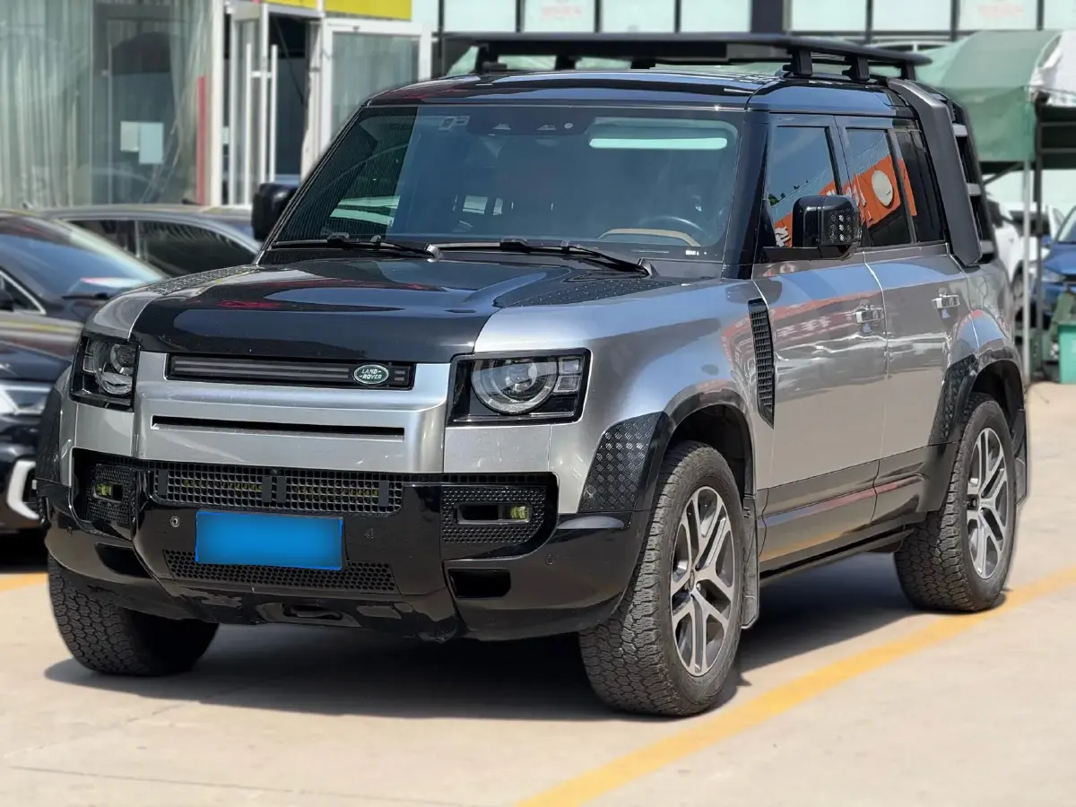 2023 Land Rover Defender 3.0T 400HP L6 8AT