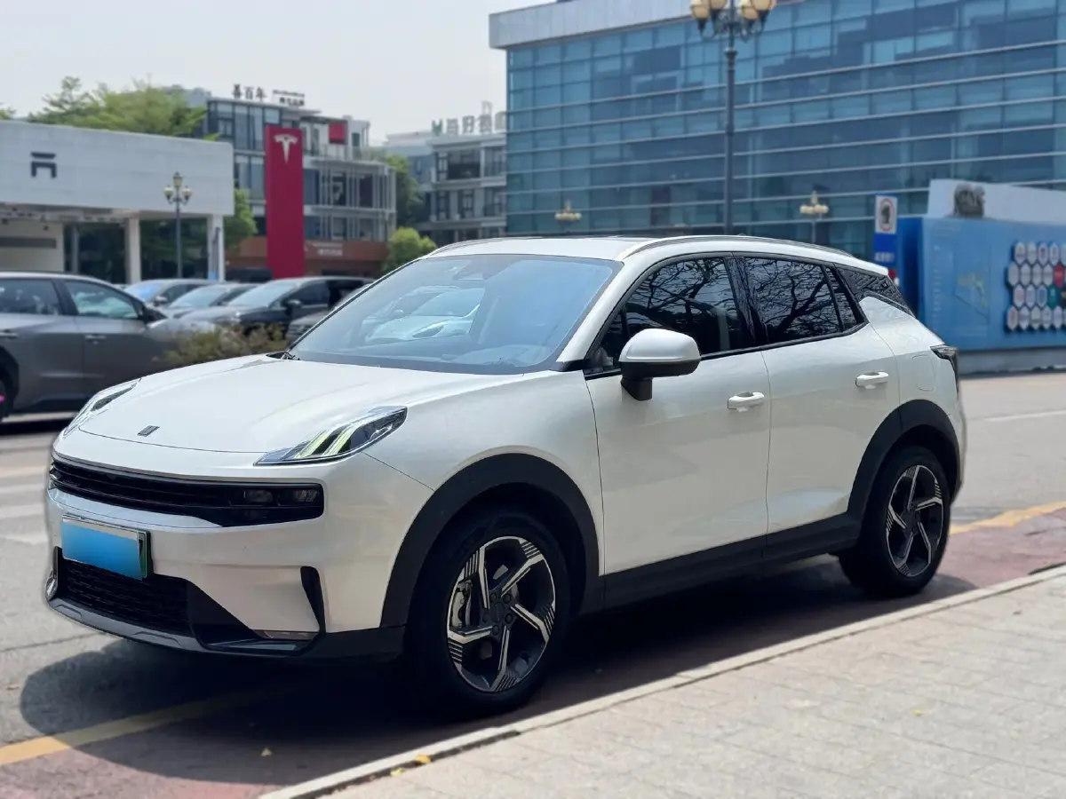 2022 LYNK&CO 06 EM-P 1.5T 177HP L3 7DCT PHEV 15.5KWH