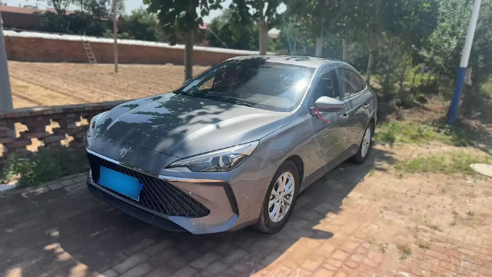 2023 Roewe i5 1.5L 129HP L4 5MT