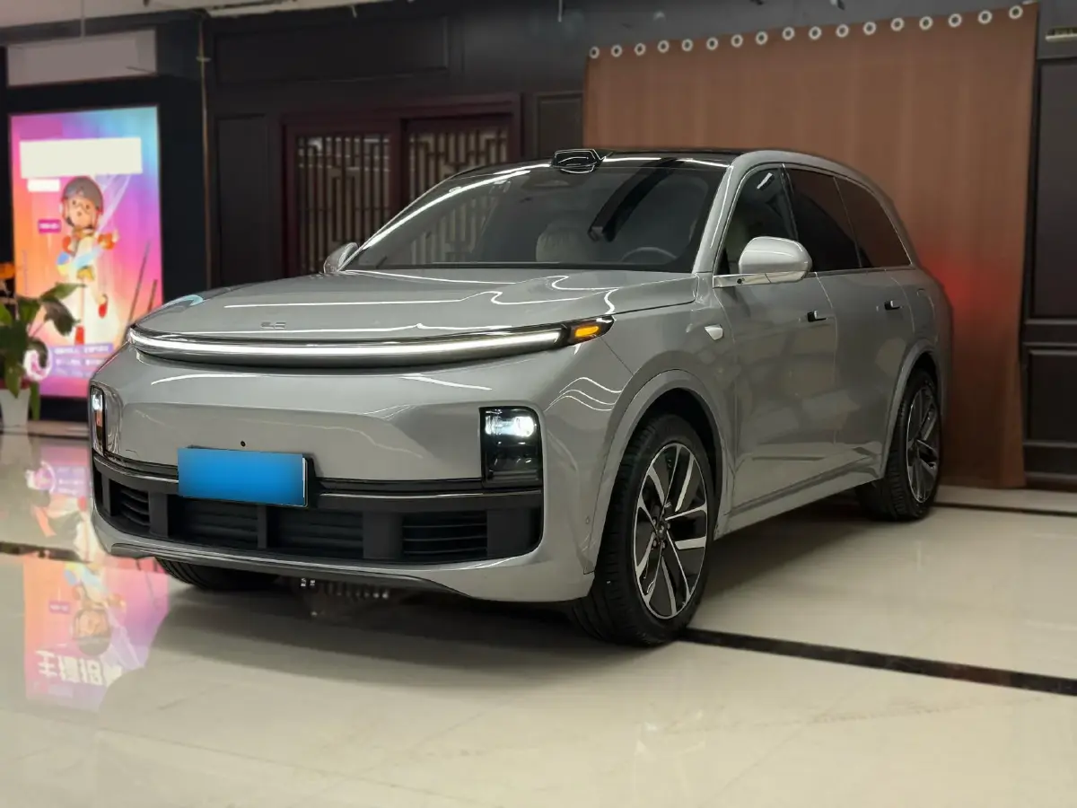 2024 Li L8 Range Extended 154HP REEV 52.3KWH