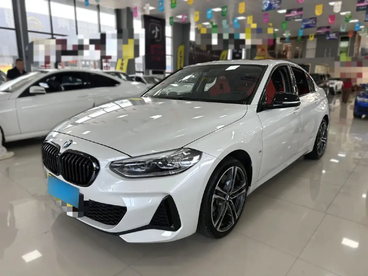 2022 BMW 1 Series 2.0T 192HP L4 7DCT