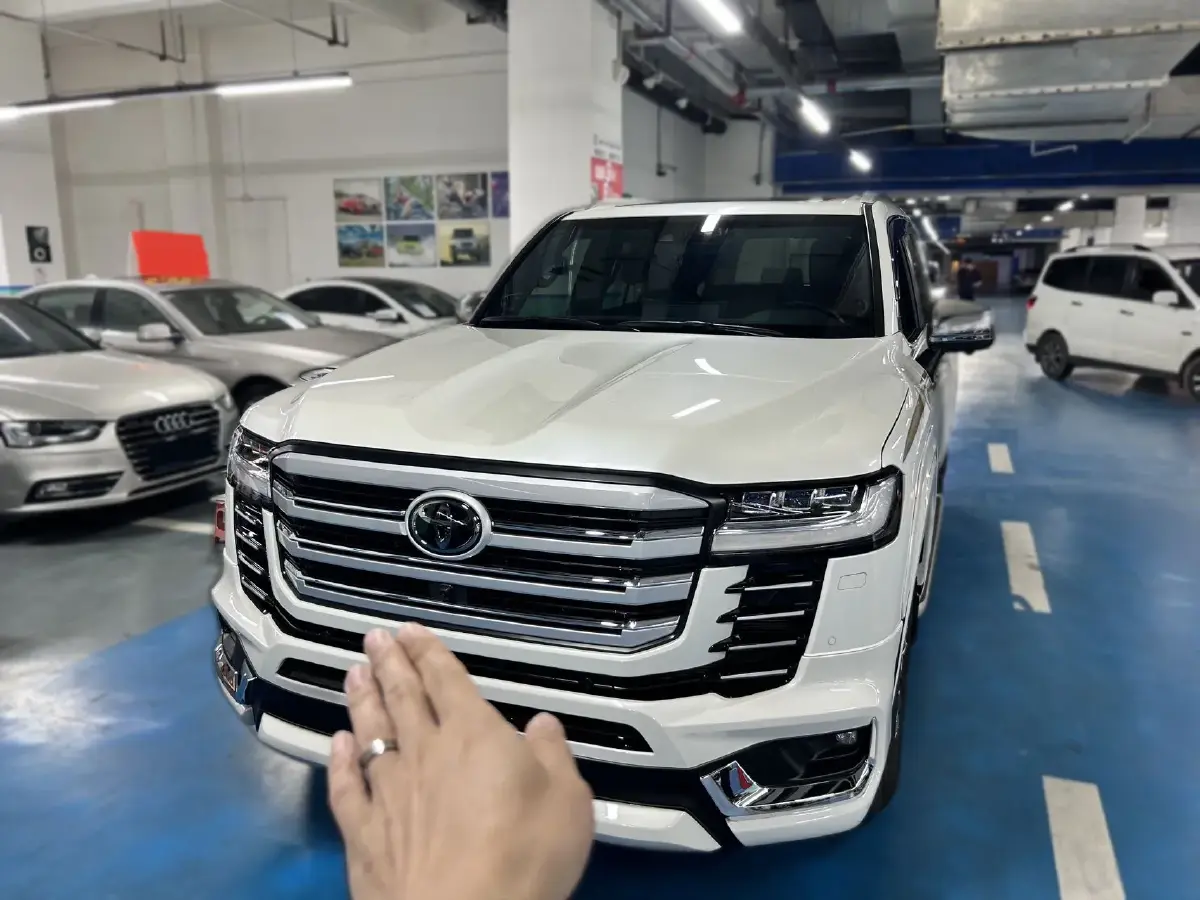 2022 Toyota Land Cruiser 3.4T 415HP V6 10AT