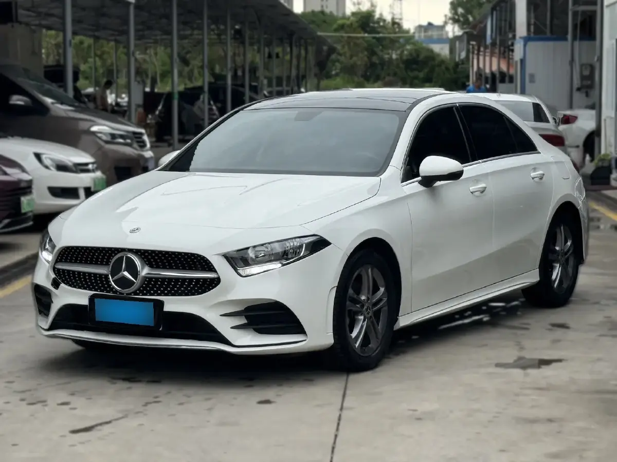 2022 Mercedes-Benz A Class 1.3T 136HP L4 7DCT