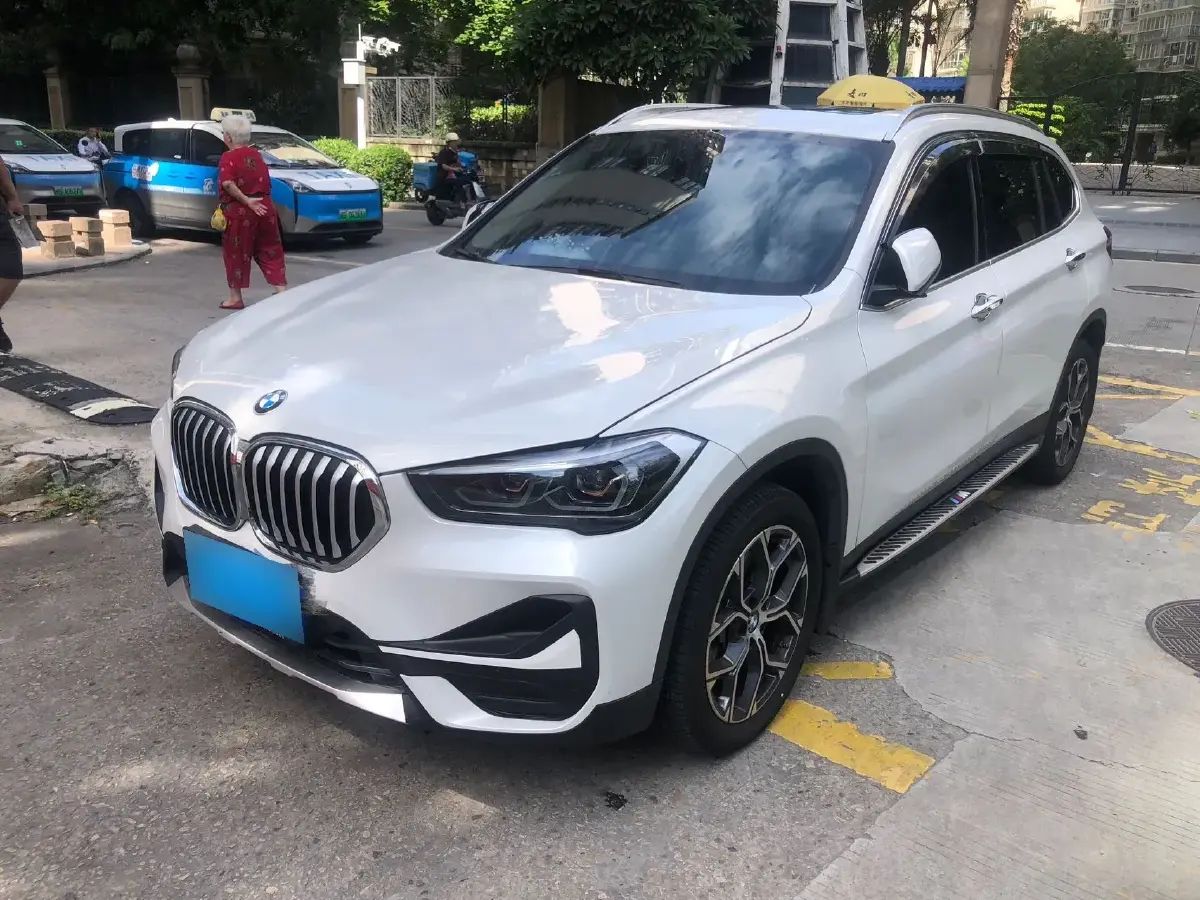 2022 BMW X1 2.0T 192HP L4 7DCT