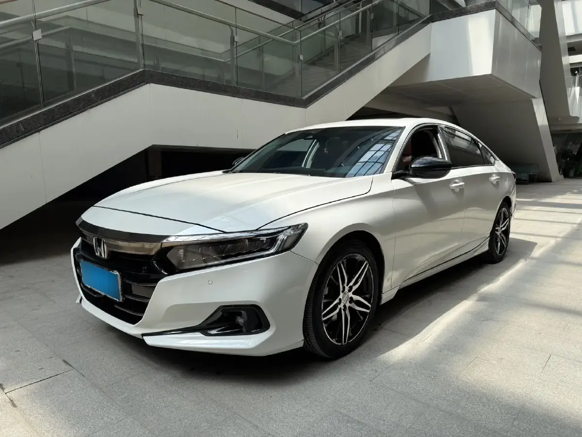2022 Honda Accord 1.5T 194HP L4 CVT
