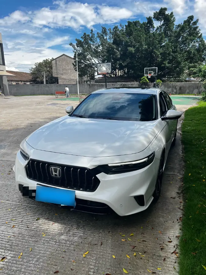 2023 Honda Inspire 1.5T 192HP L4 CVT