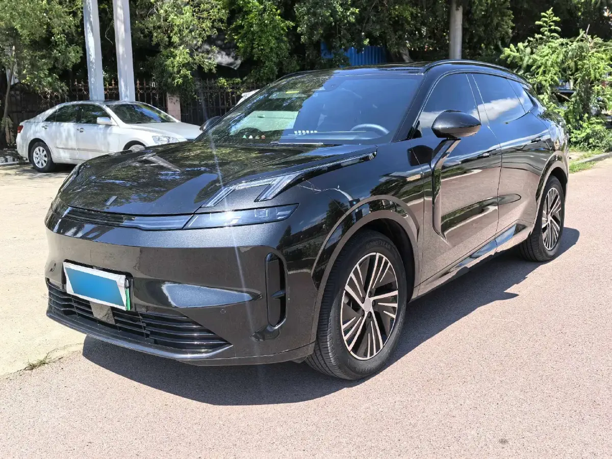 2023 LYNK&CO 08 EM-P 1.5T 163HP L4 3DHT PHEV 21.2KWH